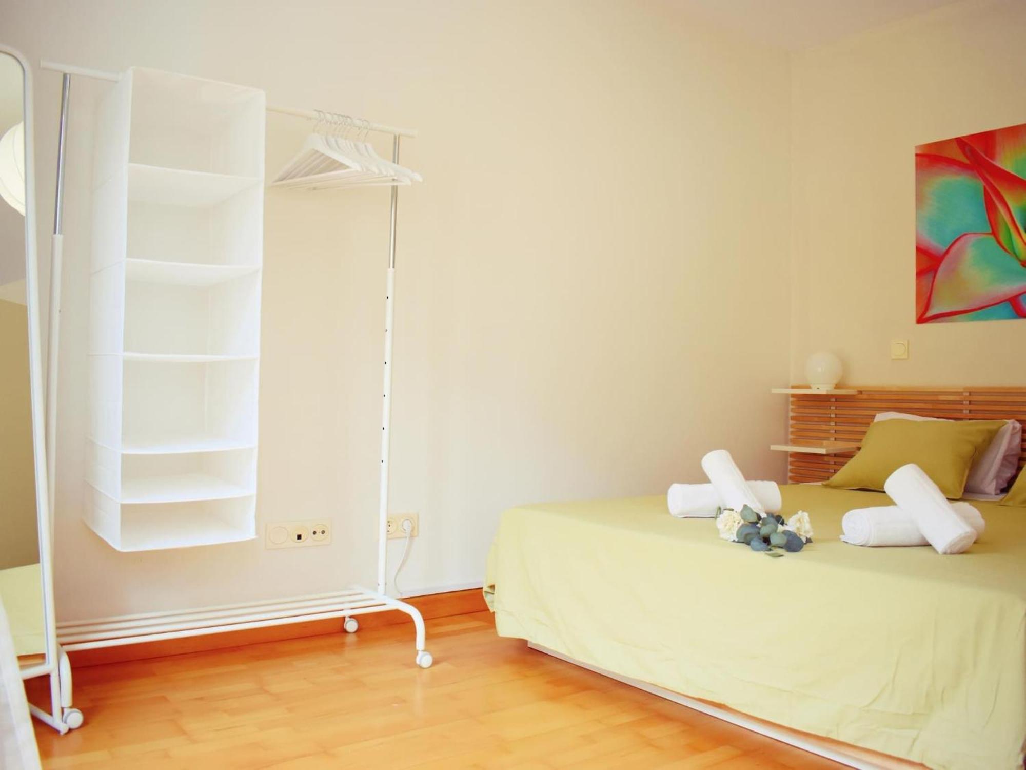 Apartament Cozy Apatment Just 10 Mins From The City Centre Malaga Zewnętrze zdjęcie